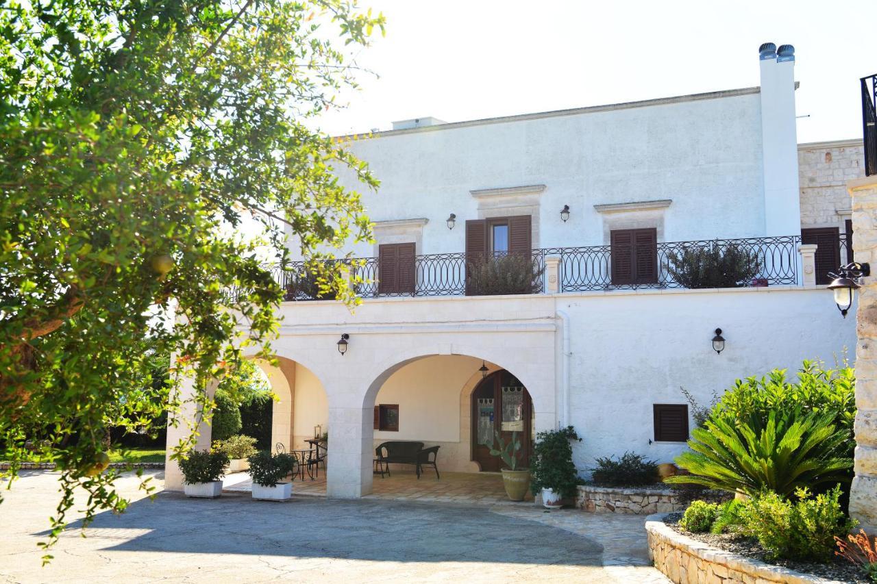 Masseria Peppeturro Bed & Breakfast Cisternino Exterior photo